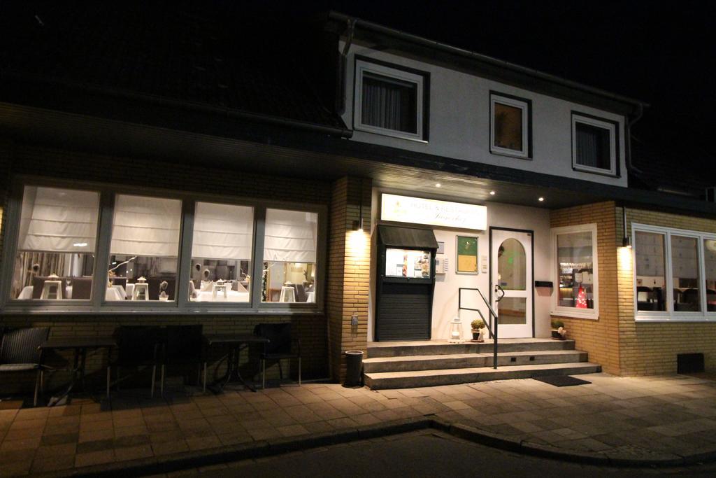 Hotel Restaurant Jaegerhof Braunschweig Buitenkant foto