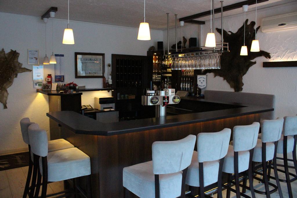 Hotel Restaurant Jaegerhof Braunschweig Buitenkant foto