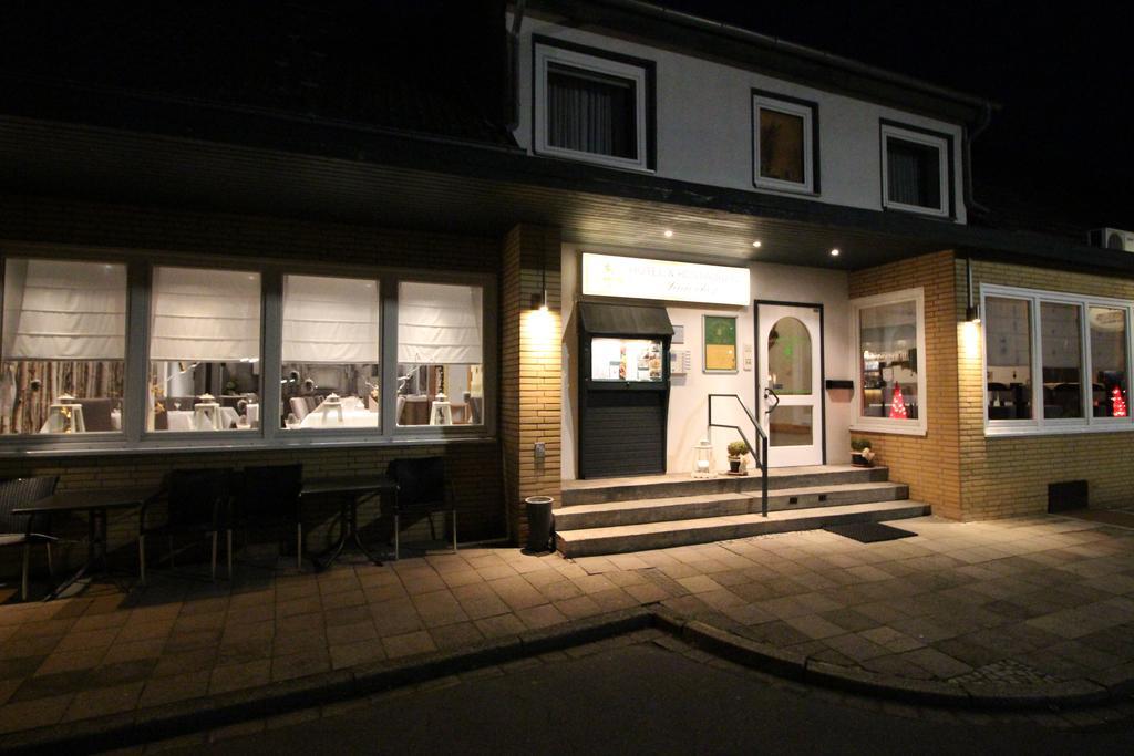 Hotel Restaurant Jaegerhof Braunschweig Buitenkant foto