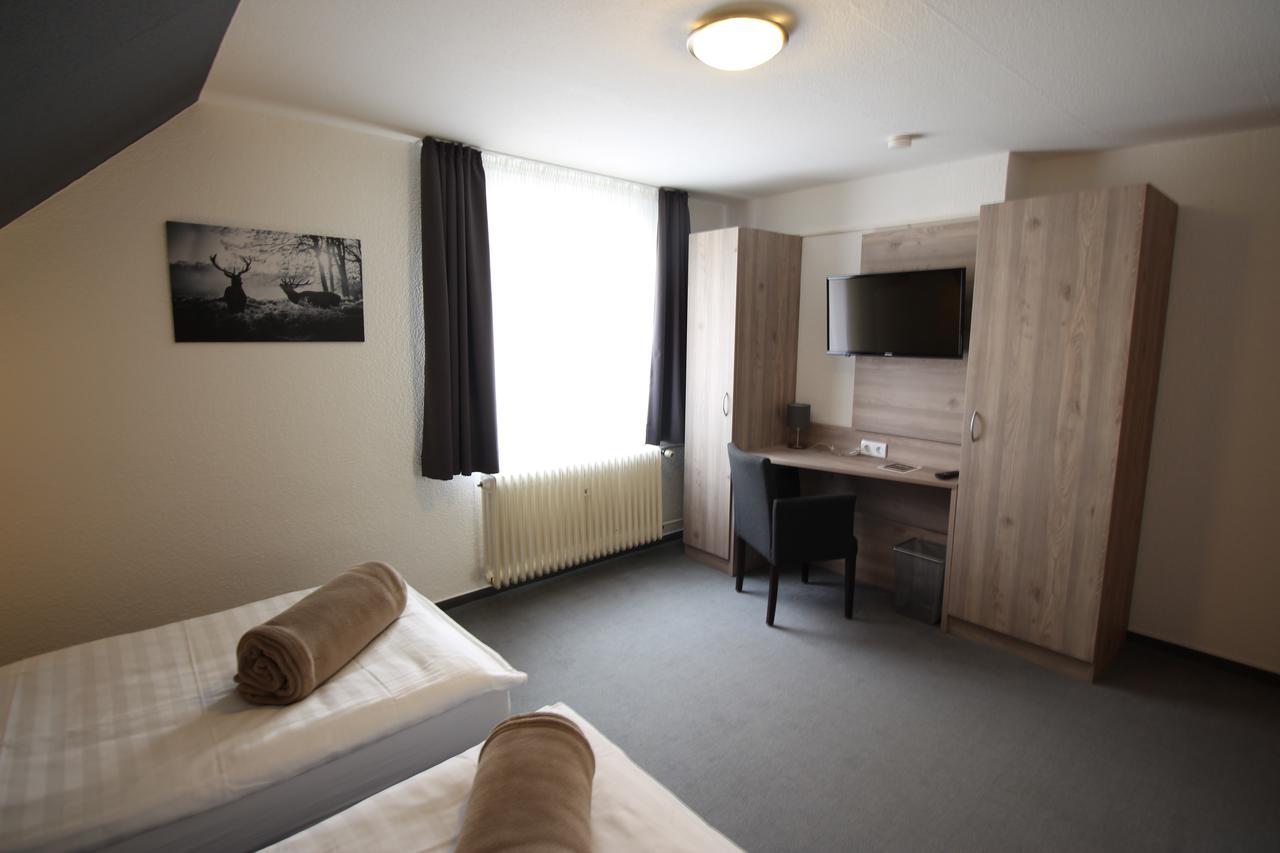 Hotel Restaurant Jaegerhof Braunschweig Buitenkant foto
